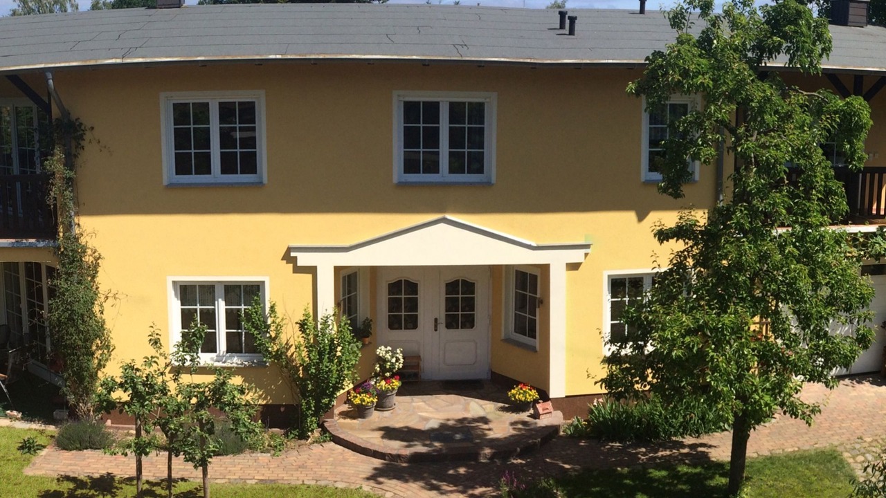 Photo of Outdoor in Benz
