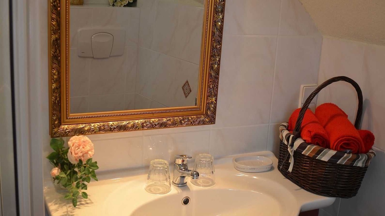 Photo of Bathroom in Gross Zicker