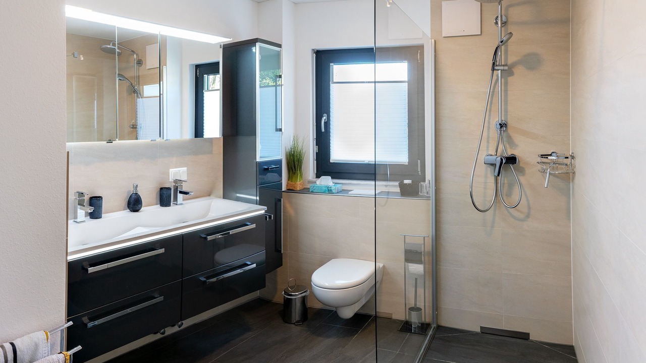 Photo of Bathroom in Worthsee