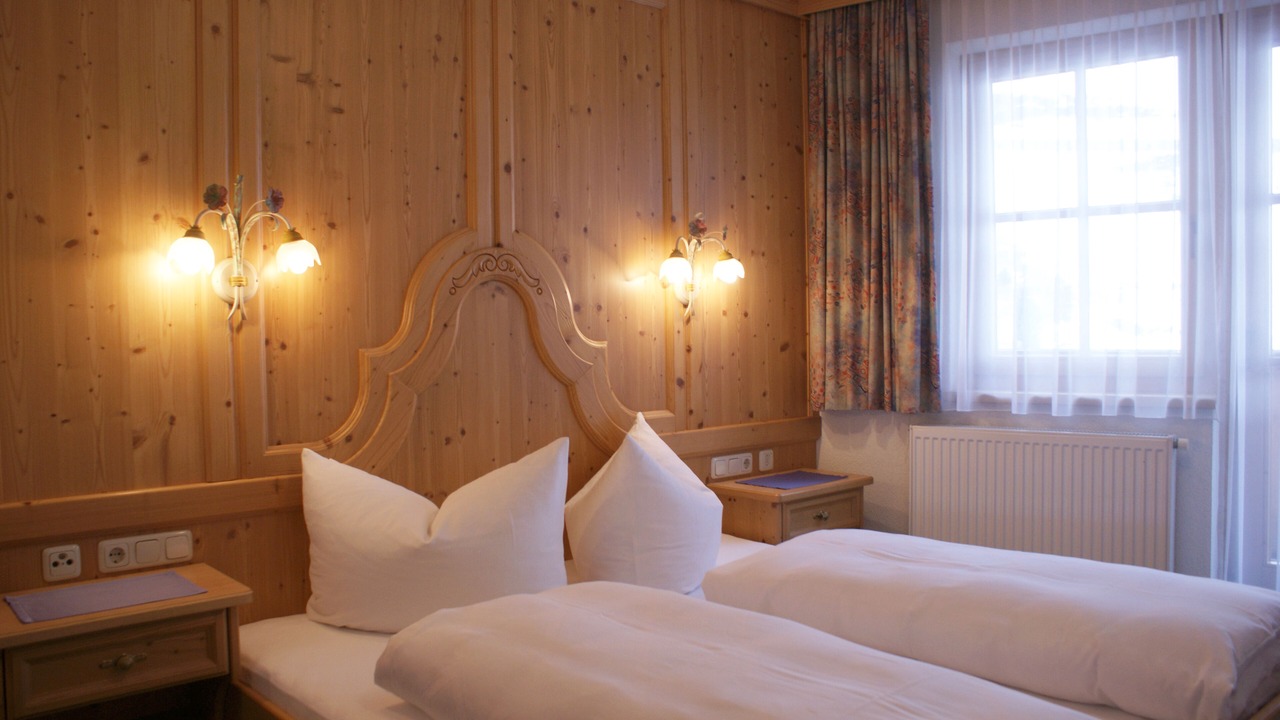 Photo of Bedroom in See