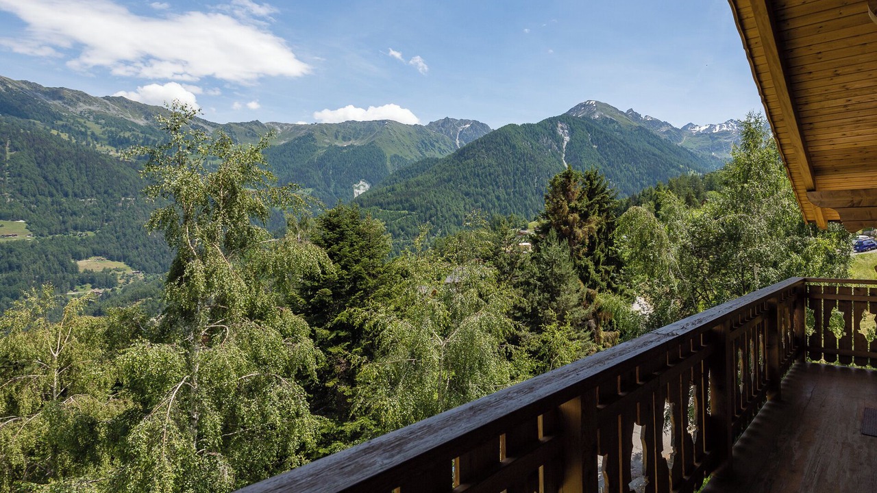 Photo of Patio Balcony in Mayens-de-Riddes