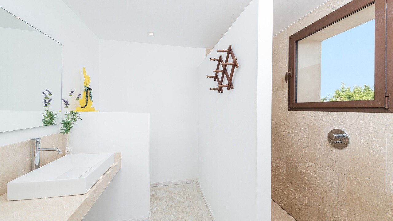 Photo of Bathroom in Ariany