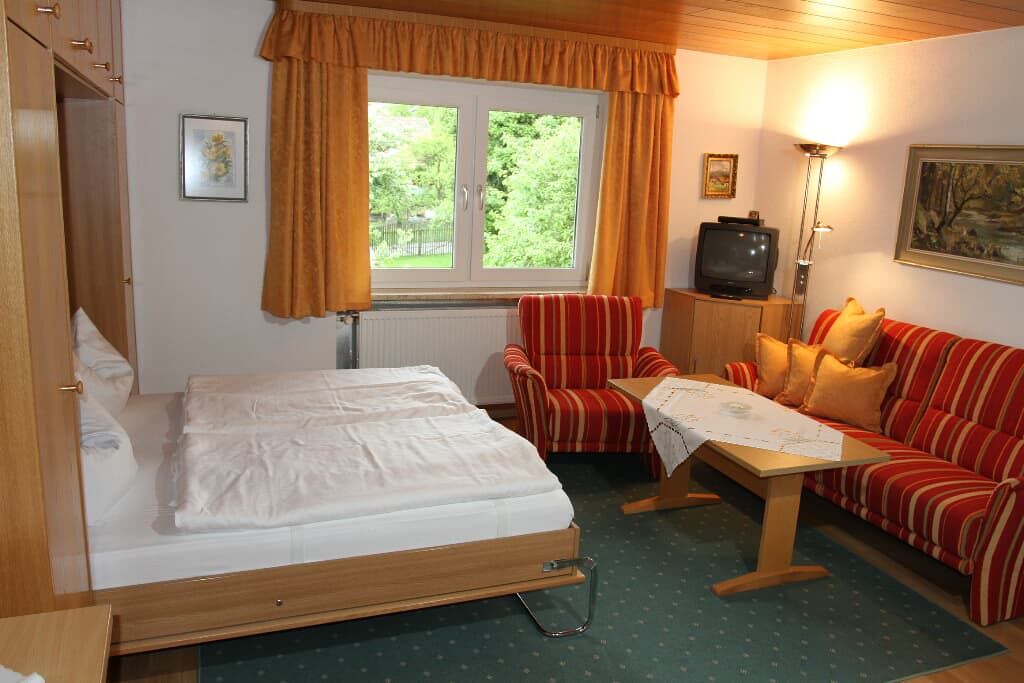 Photo of Bedroom in Lam