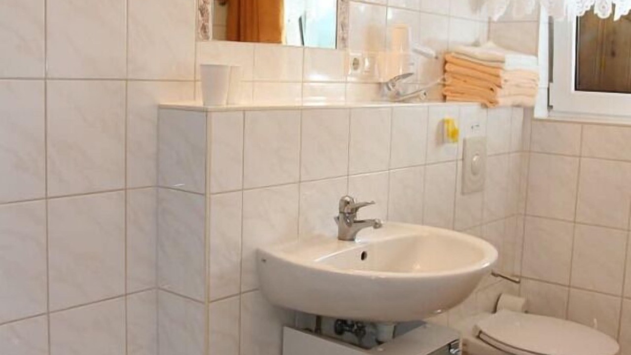 Photo of Bathroom in Lam
