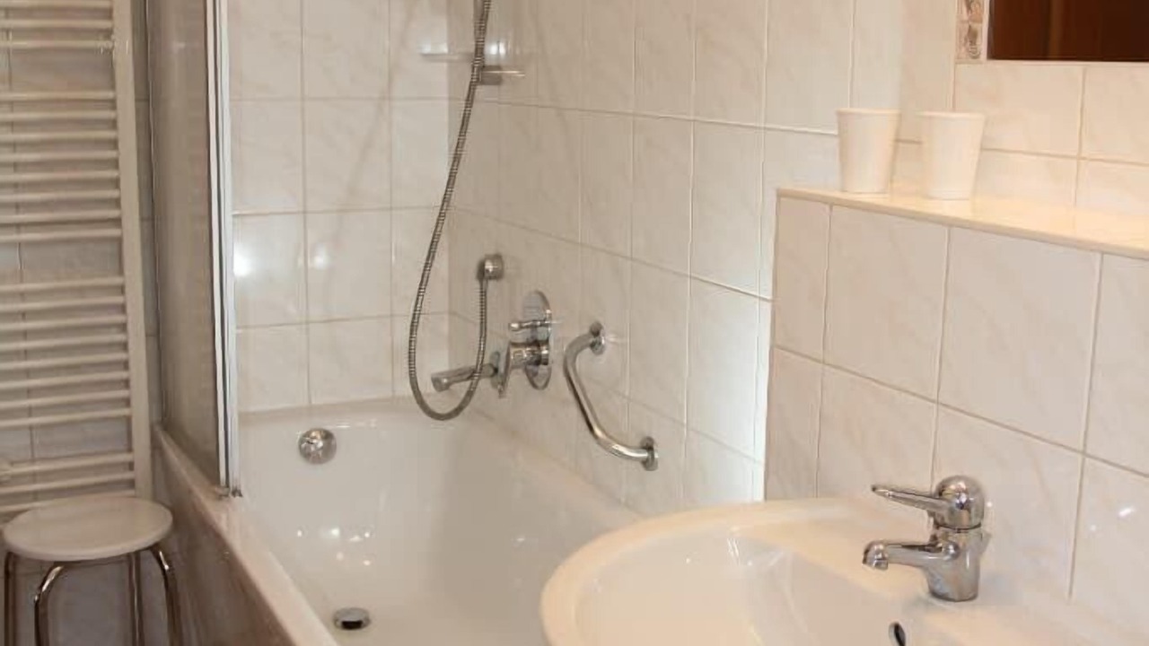 Photo of Bathroom in Lam