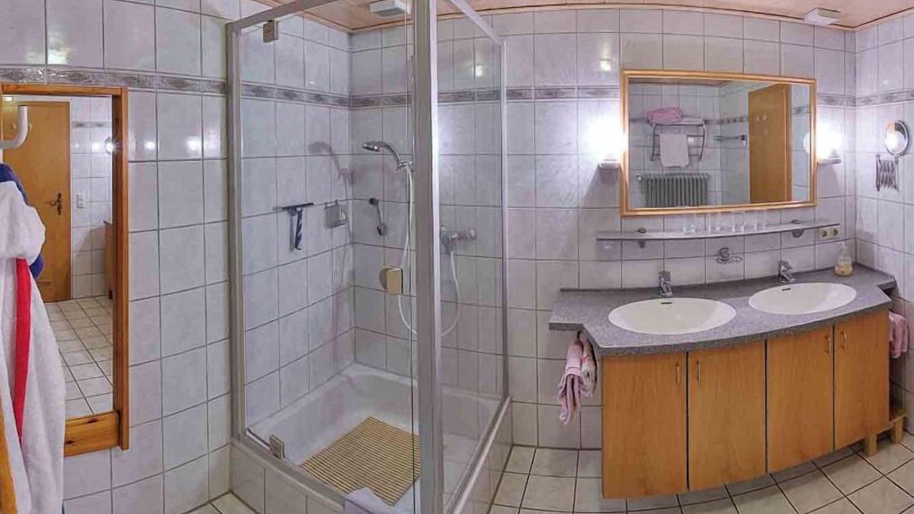 Photo of Bathroom in See