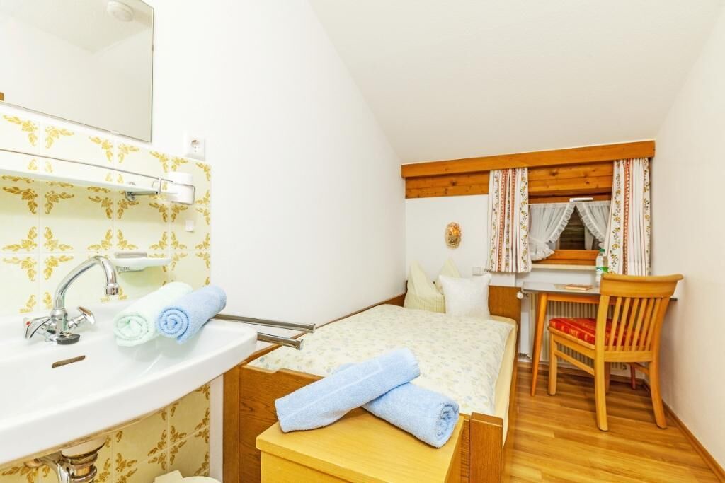 Photo of Bedroom in Entfelden