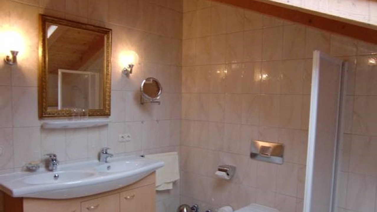 Photo of Bathroom in Horgering