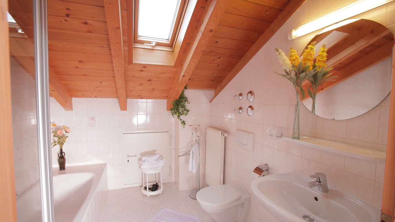 Photo of Bathroom in Aufham