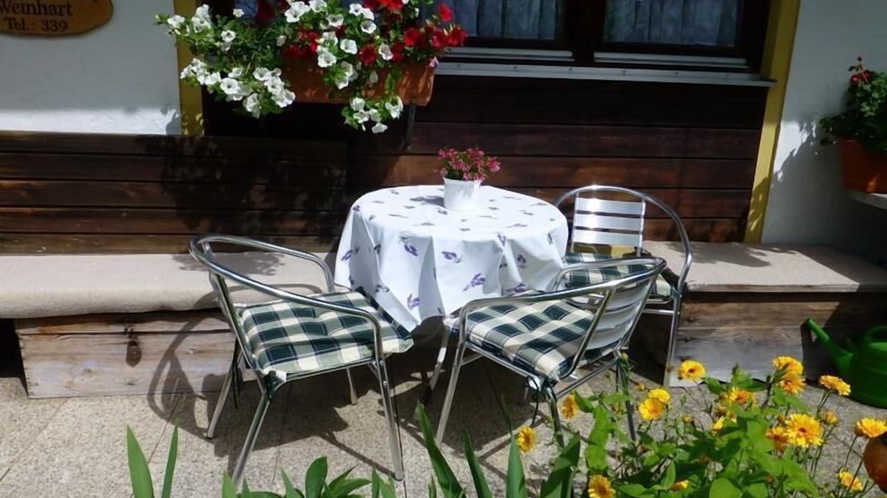 Photo of Outdoor in Bibelod
