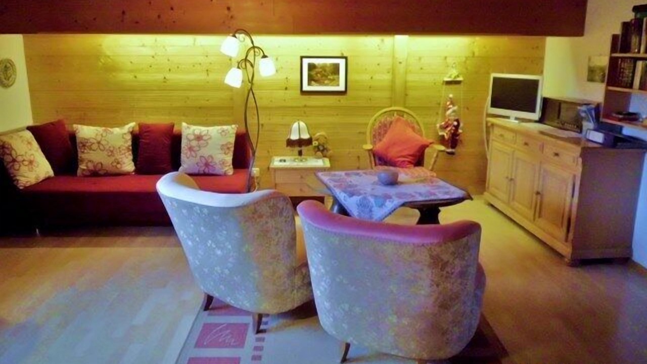 Photo of Livingroom in Anger