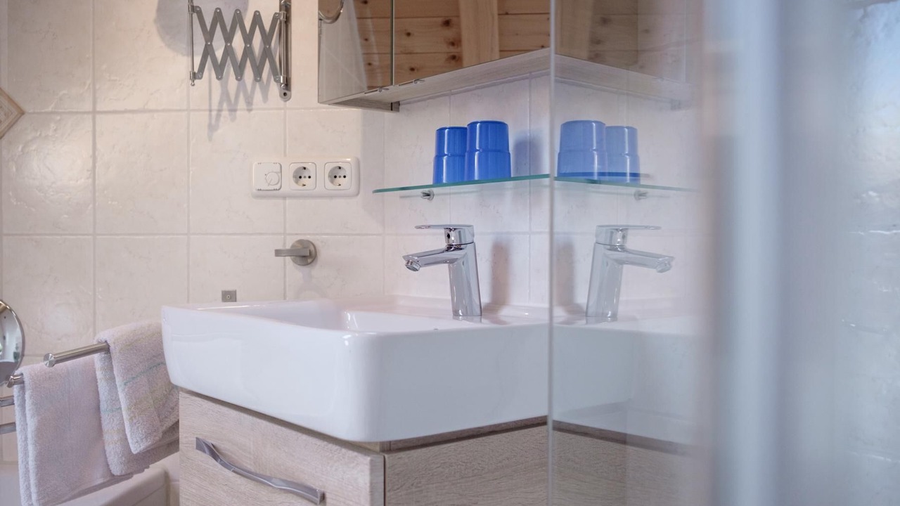 Photo of Bathroom in Hopfling