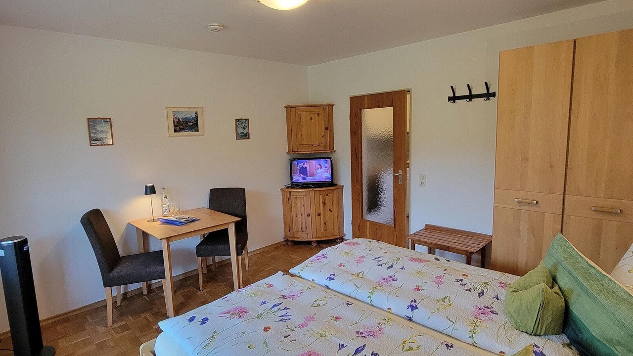 Photo of Bedroom in Bad Reichenhall