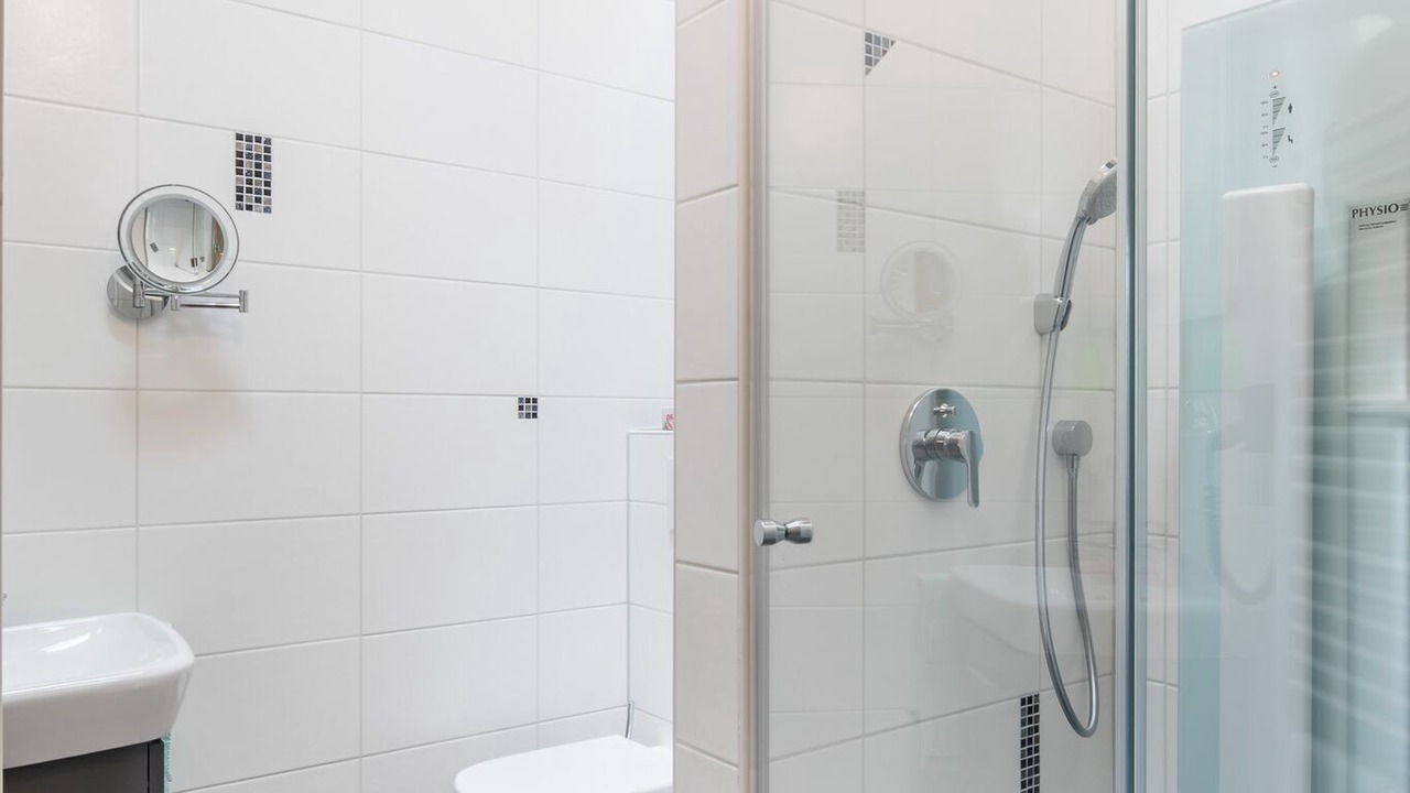 Photo of Bathroom in Petting