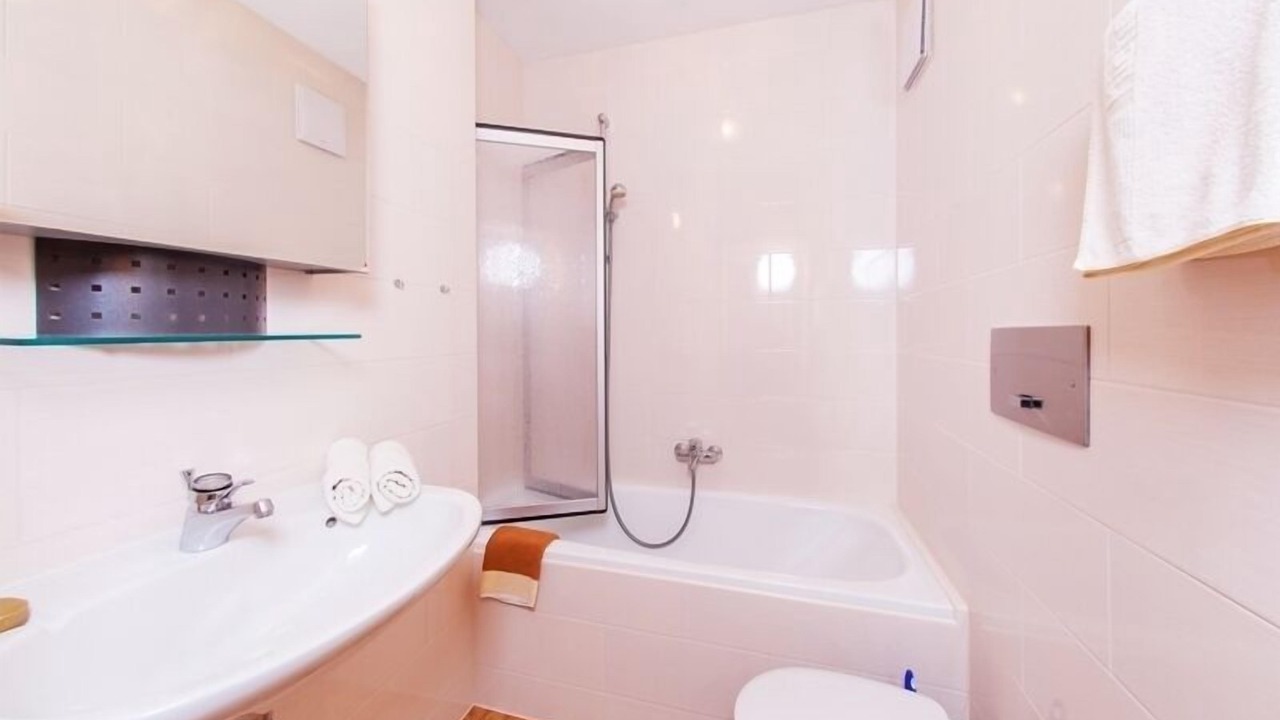 Photo of Bathroom in Entfelden