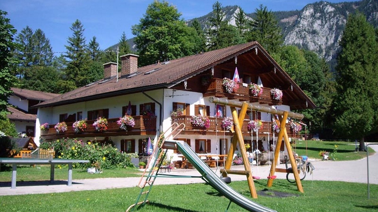 Photo of Others in Winkl