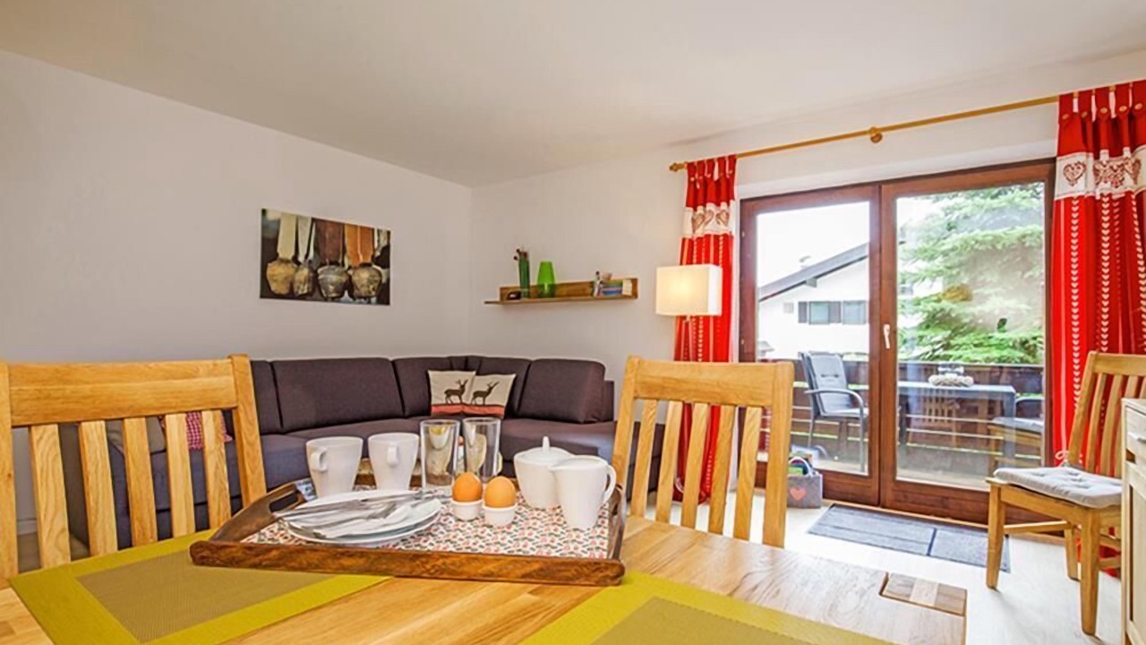 Photo of Livingroom in Entfelden