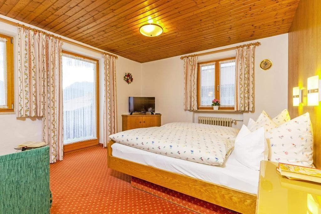 Photo of Bedroom in Entfelden