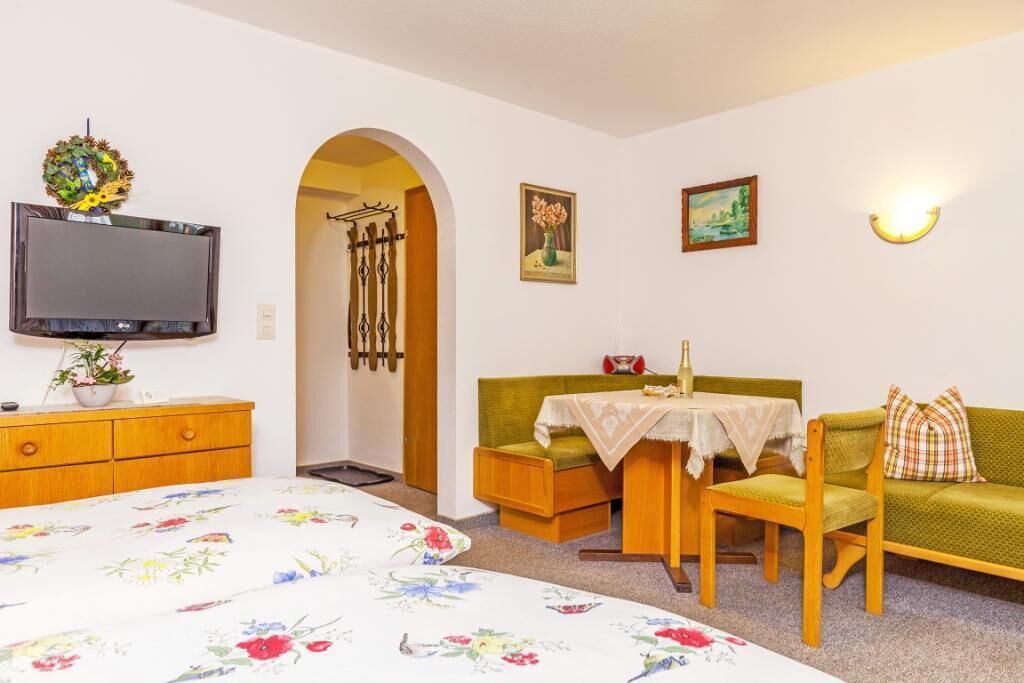 Photo of Bedroom in Entfelden