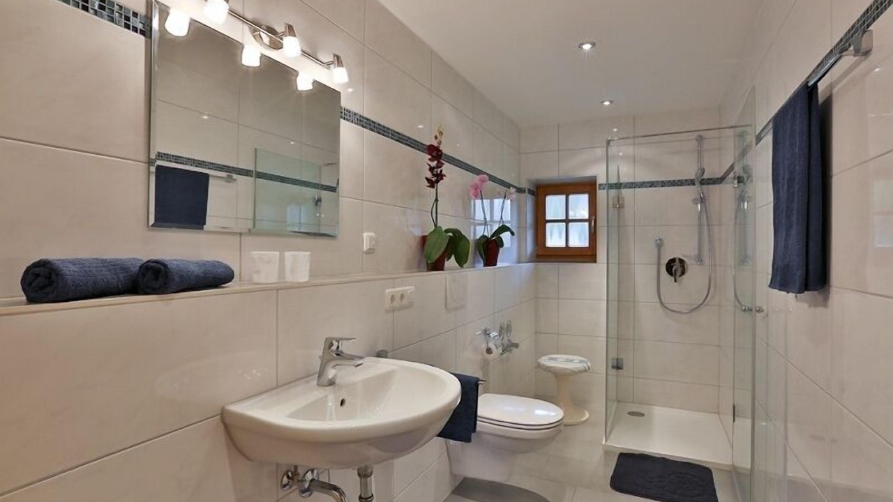 Photo of Bathroom in Unterschonau