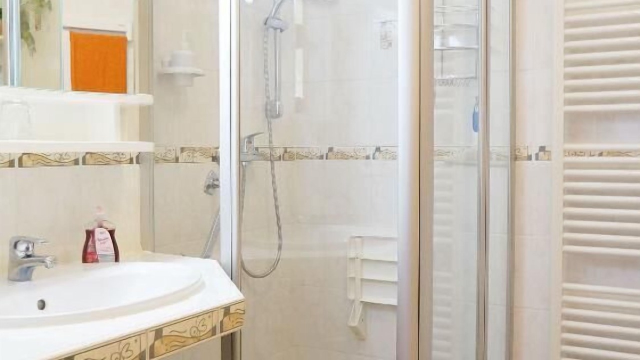 Photo of Bathroom in Bad Fuessing