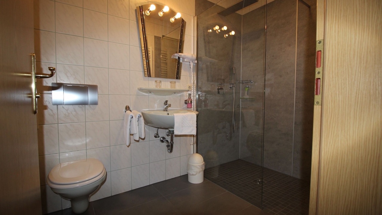 Photo of Bathroom in Untereisenheim