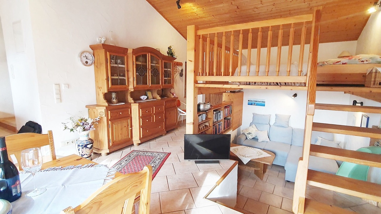 Photo of Livingroom in Reifing