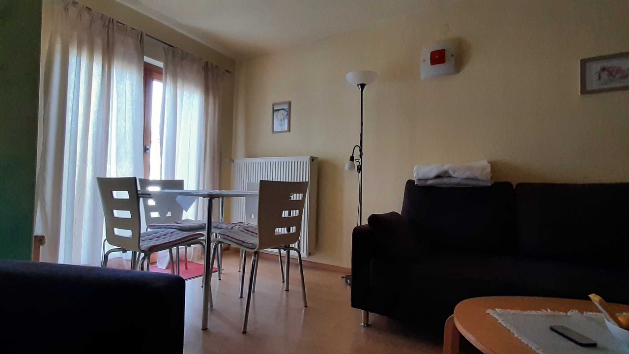 Photo of Livingroom in Trinis