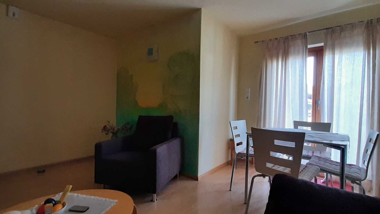 Photo of Livingroom in Trinis