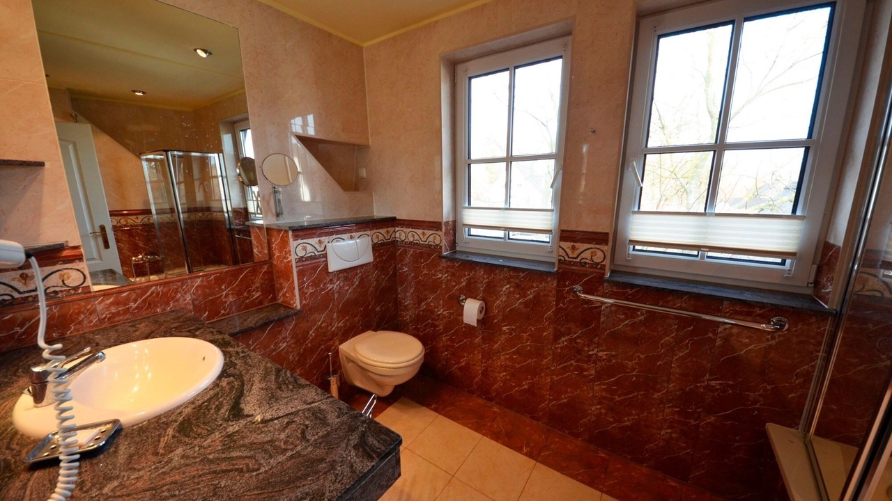 Photo of Bathroom in Gross Zicker