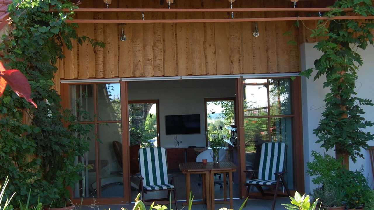 Photo of Patio Balcony in Leeder