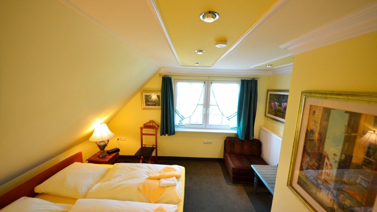 Photo of Bedroom in Gross Zicker