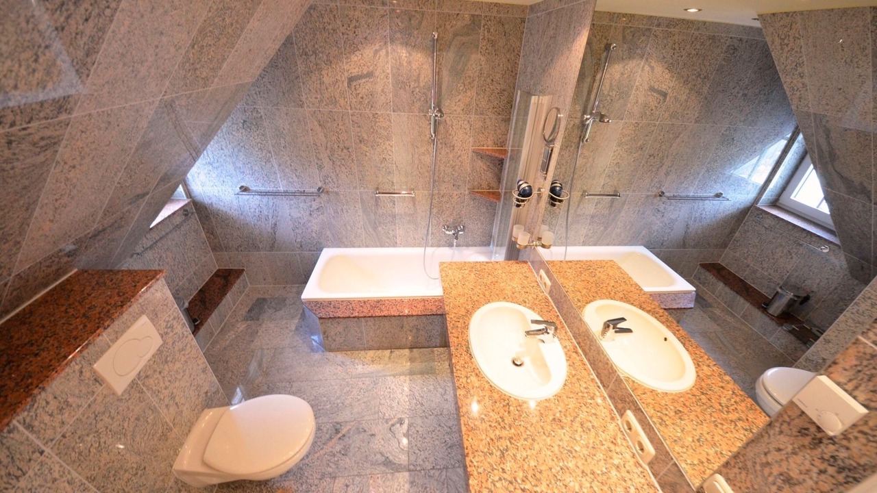 Photo of Bathroom in Gross Zicker