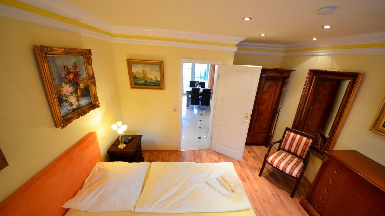 Photo of Bedroom in Gross Zicker