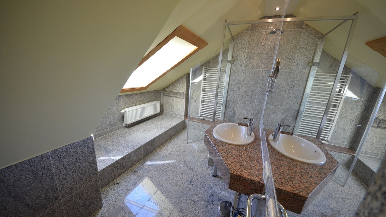 Photo of Bathroom in Gross Zicker
