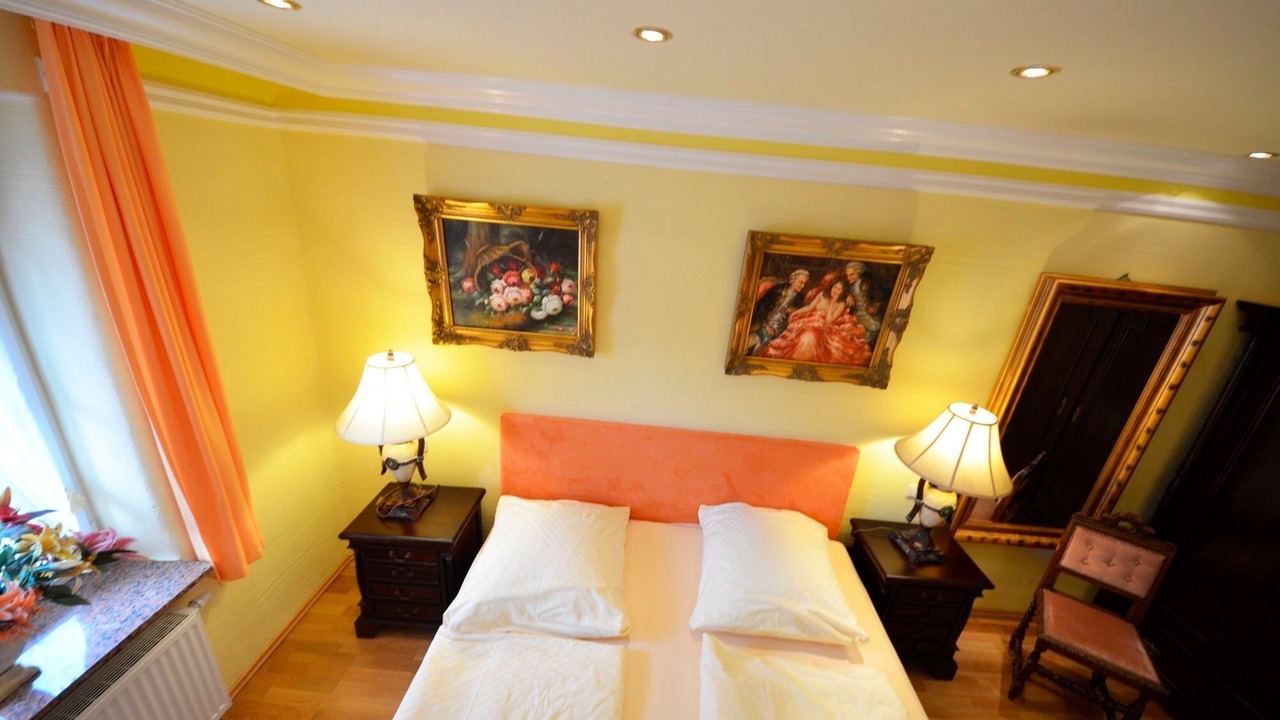 Photo of Bedroom in Gross Zicker