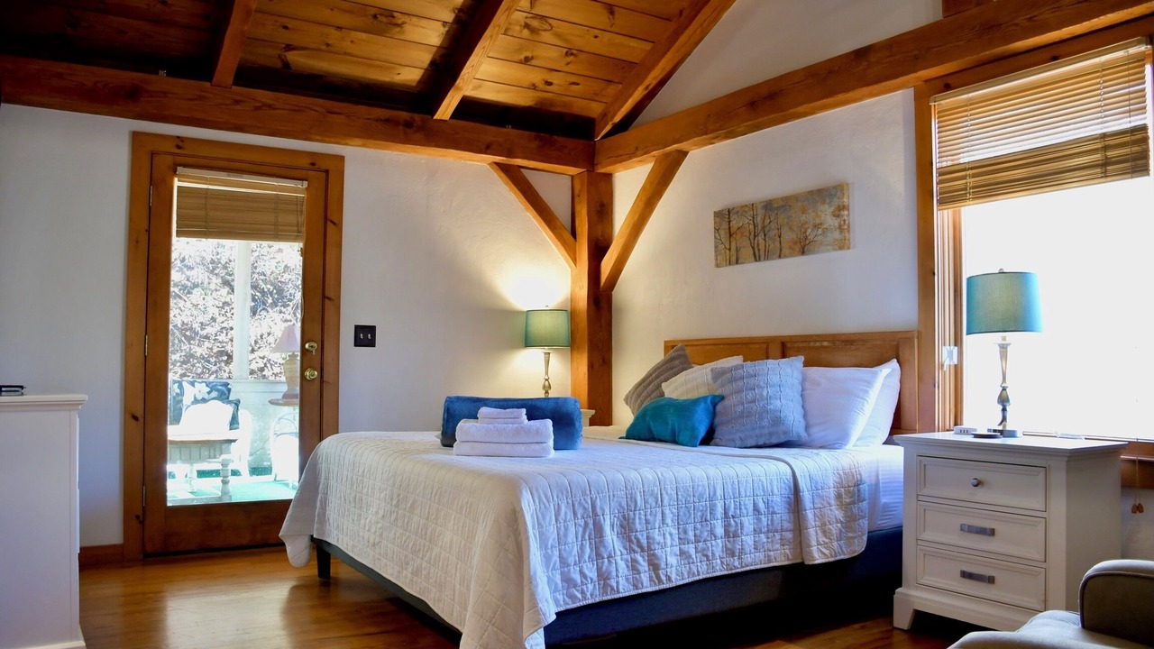 Photo of Bedroom in Laurel Ridge