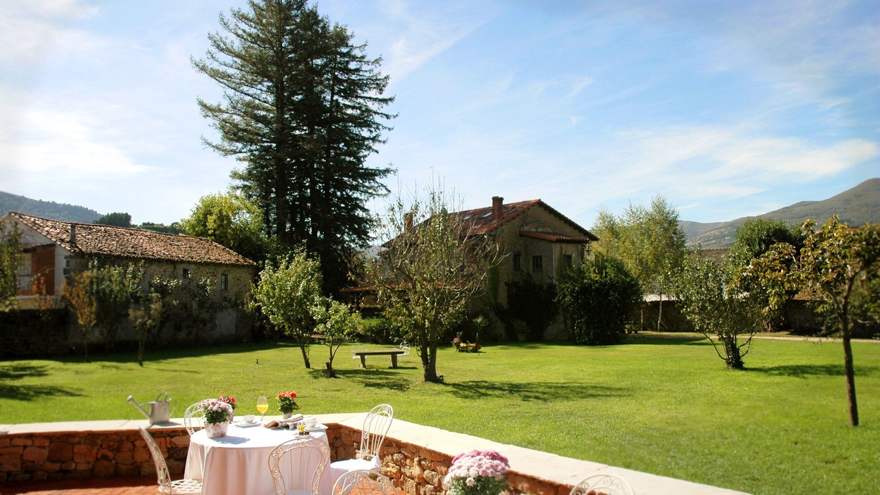 Photo of Outdoor in Silio