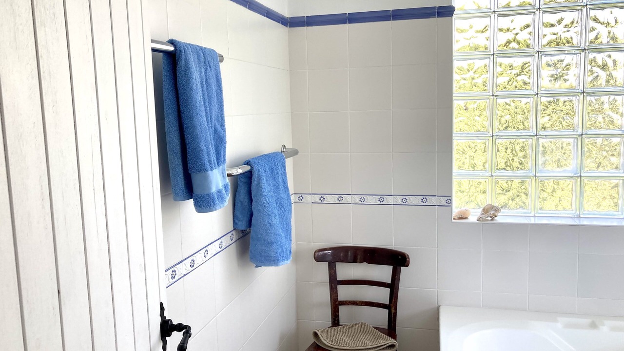 Photo of Bathroom in Zahora