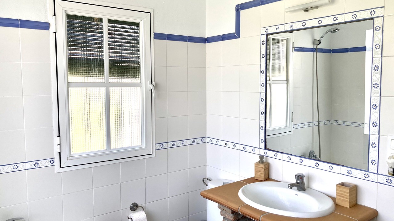 Photo of Bathroom in Zahora