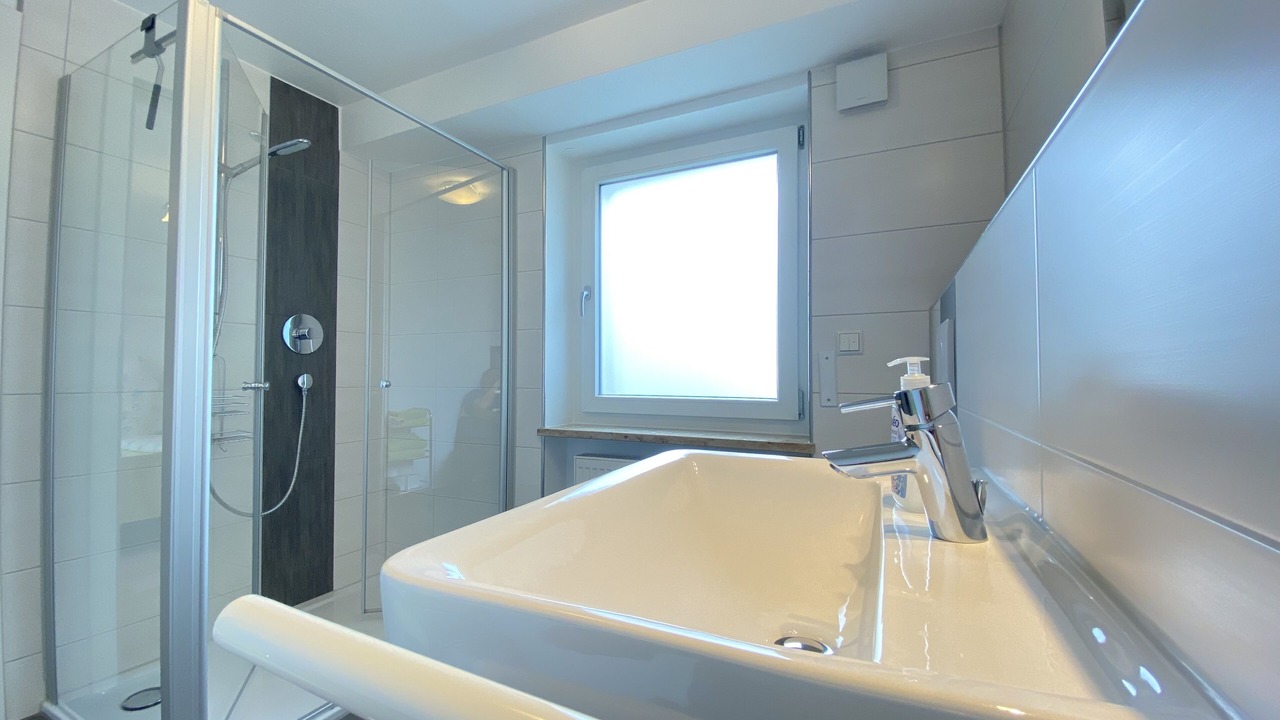 Photo of Bathroom in Motzach