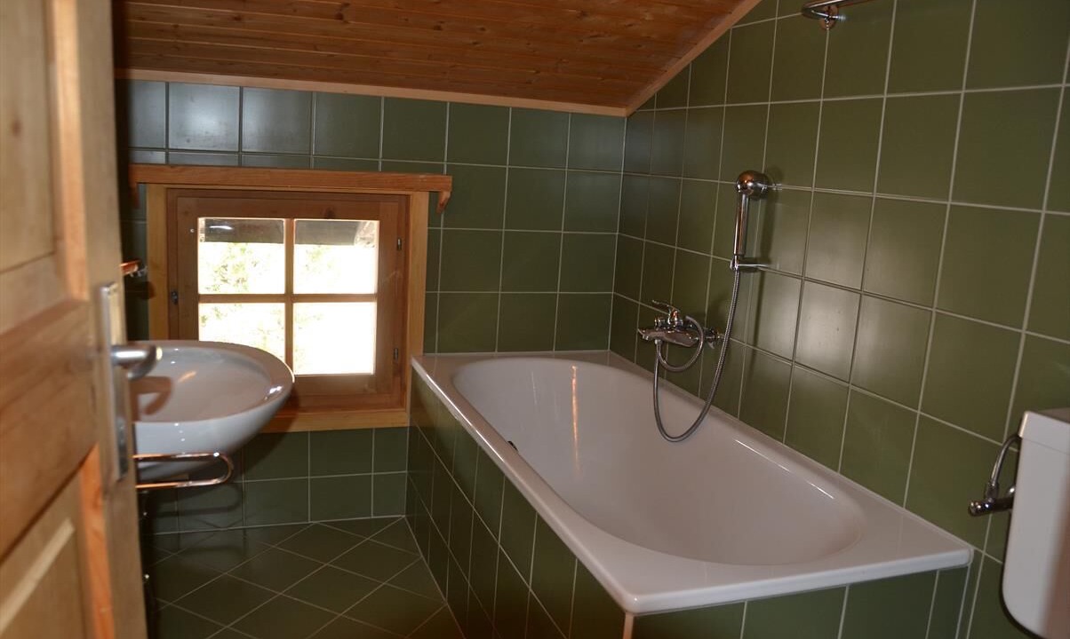 Photo of Bathroom in Saint-Luc