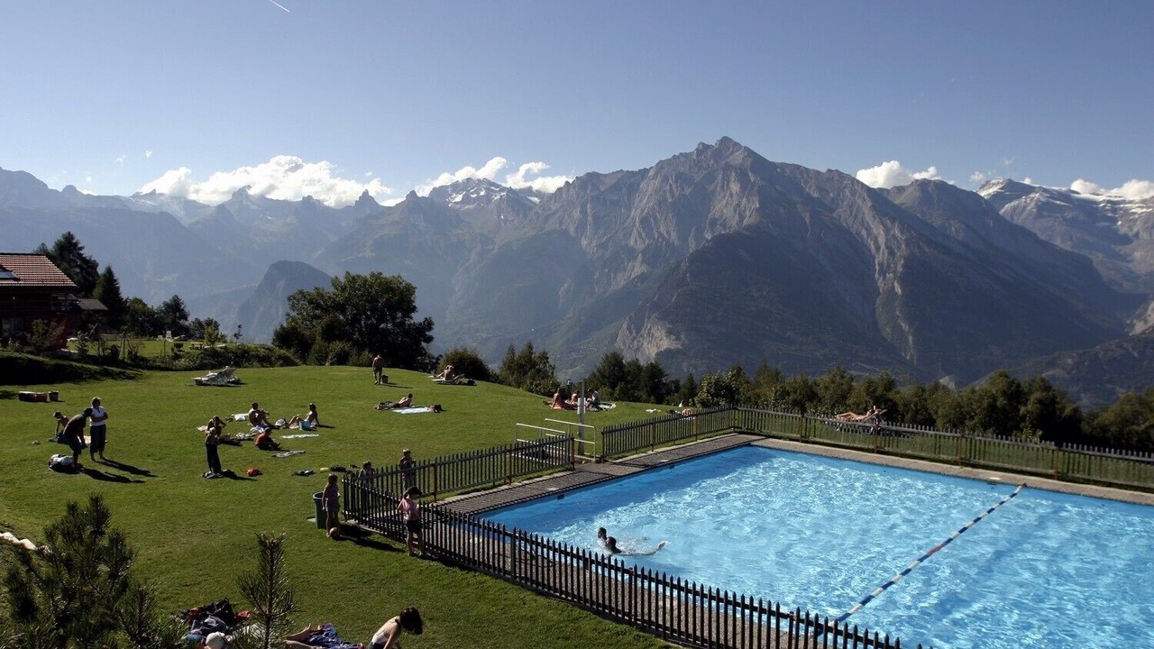 Photo of Outdoor in Saint-Pierre-de-Clages