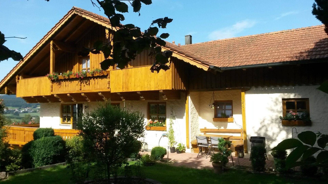 Photo of Outdoor in Arrach