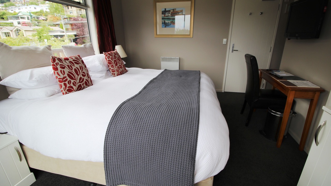 Photo of Bedroom in Queenstown City Centre