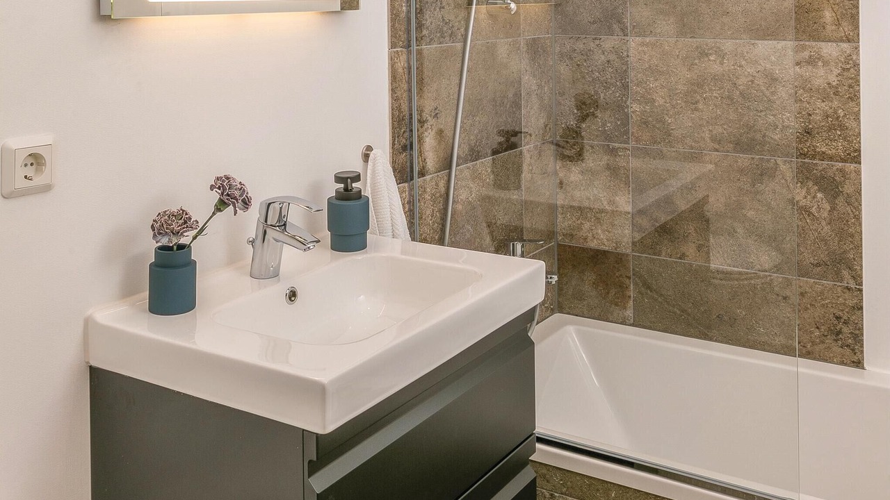 Photo of Bathroom in Lembruch
