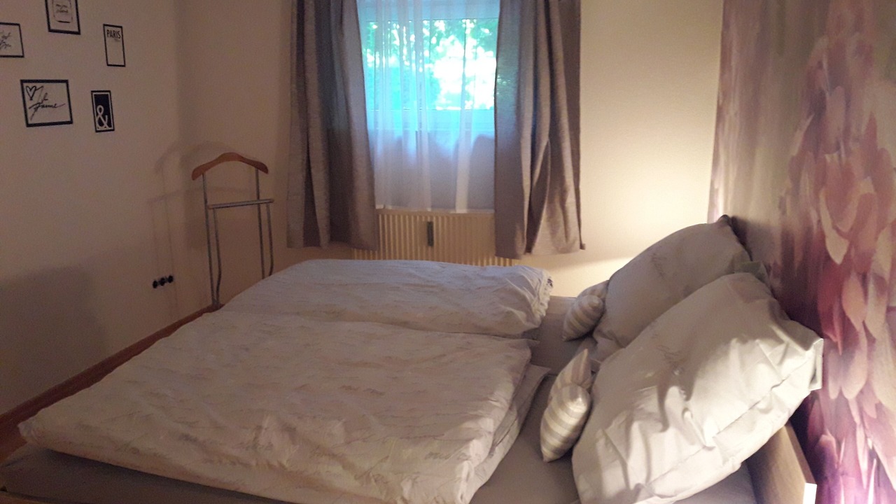 Photo of Bedroom in Nordwestliche Außenstadt