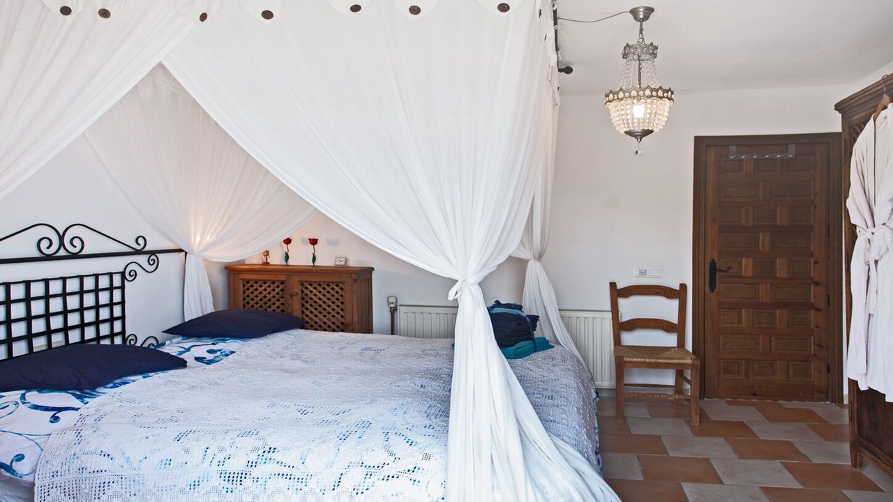 Photo of Bedroom in Comares