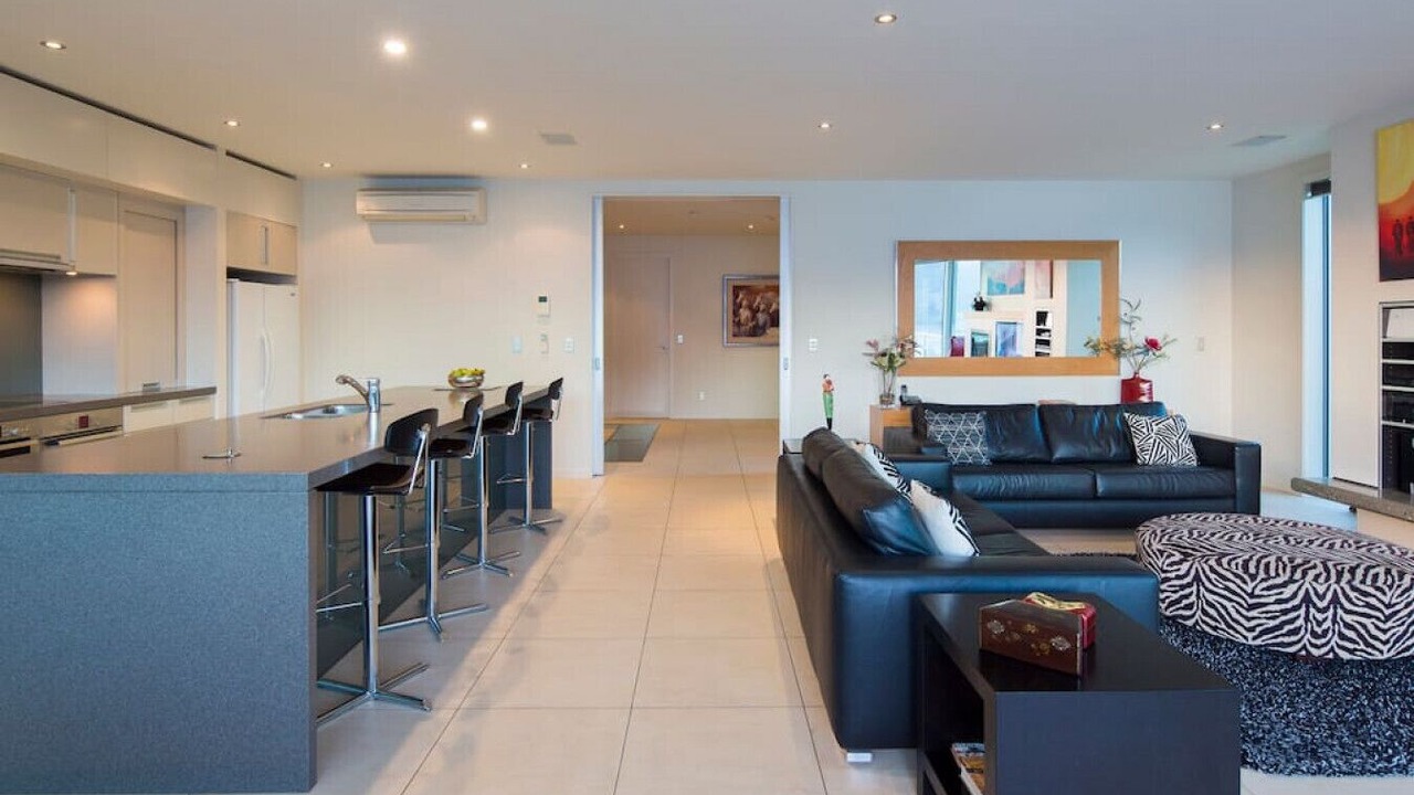 Photo of Livingroom in Queenstown City Centre