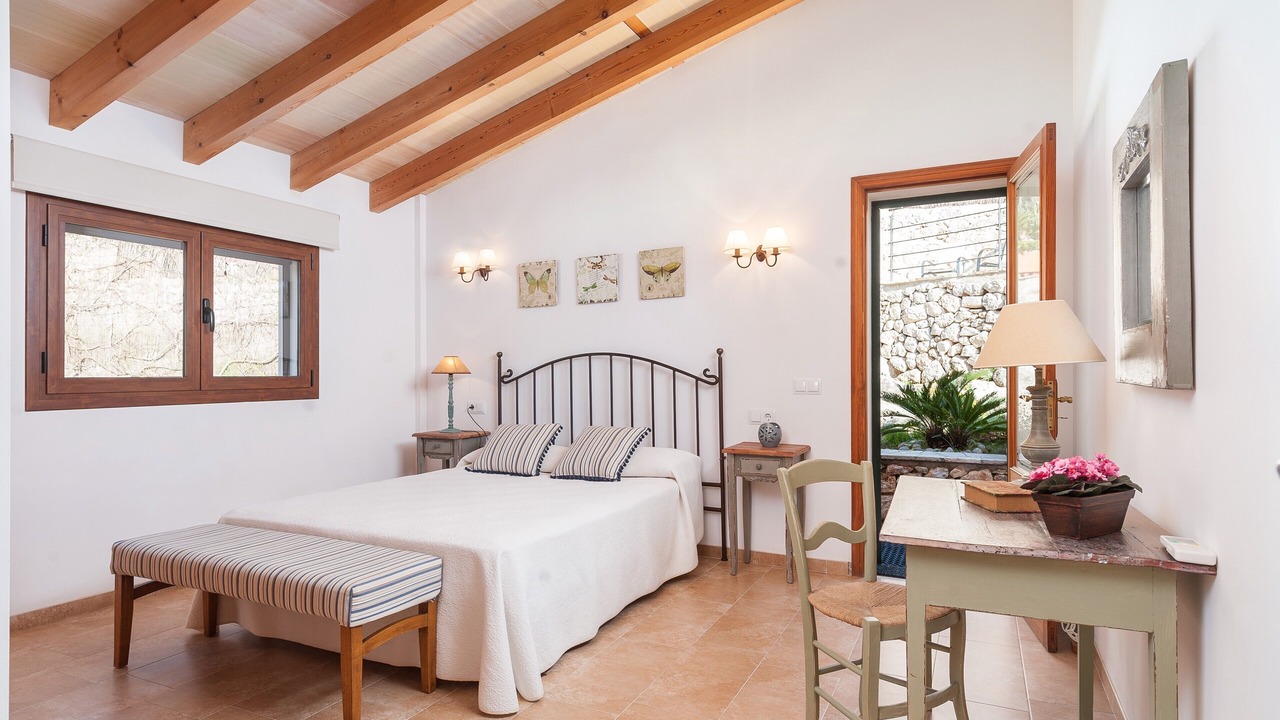 Photo of Bedroom in Caimari